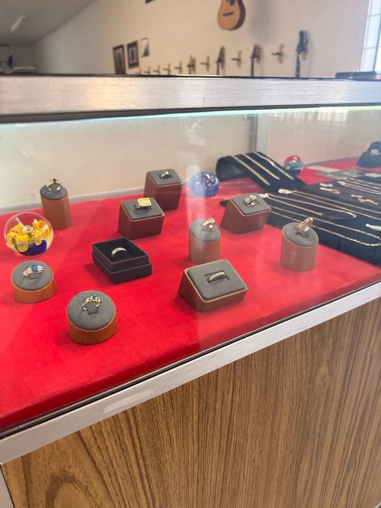 Store Photo 8